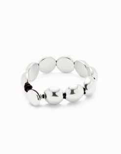 Pulsera de cuero con cuentas grandes redondas bañadas en plata de ley