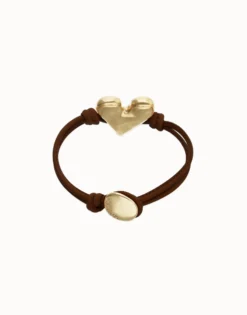 Pulsera de cuero marrón con detalle de corazón bañado en oro 18k