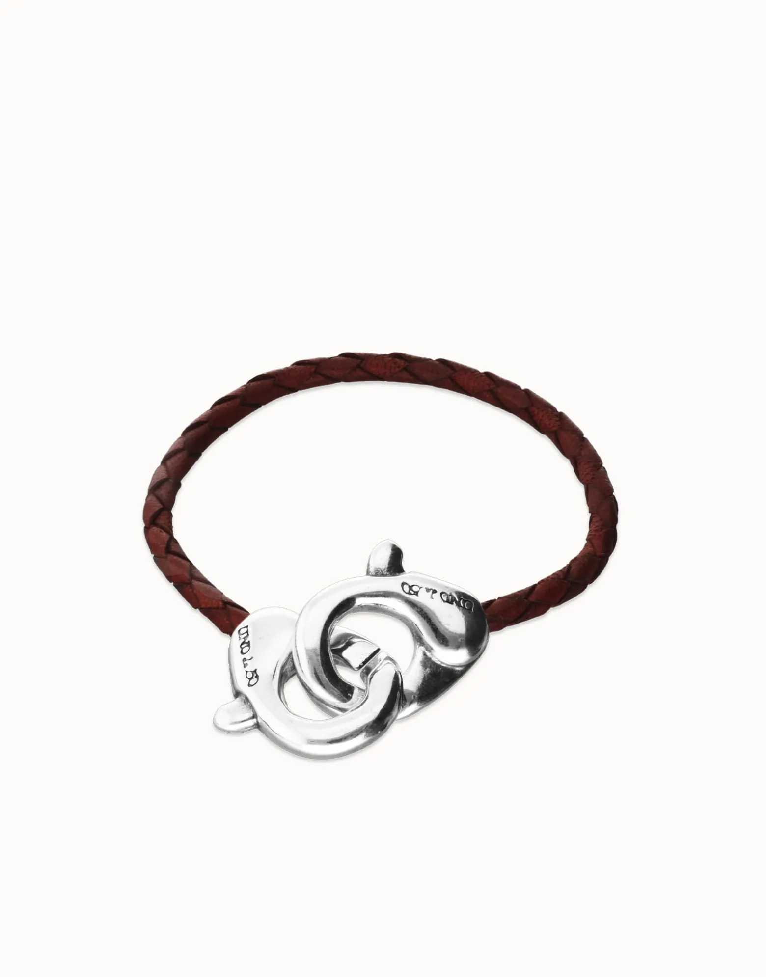 Pulsera de cuero marrón con mosquetón entrelazado