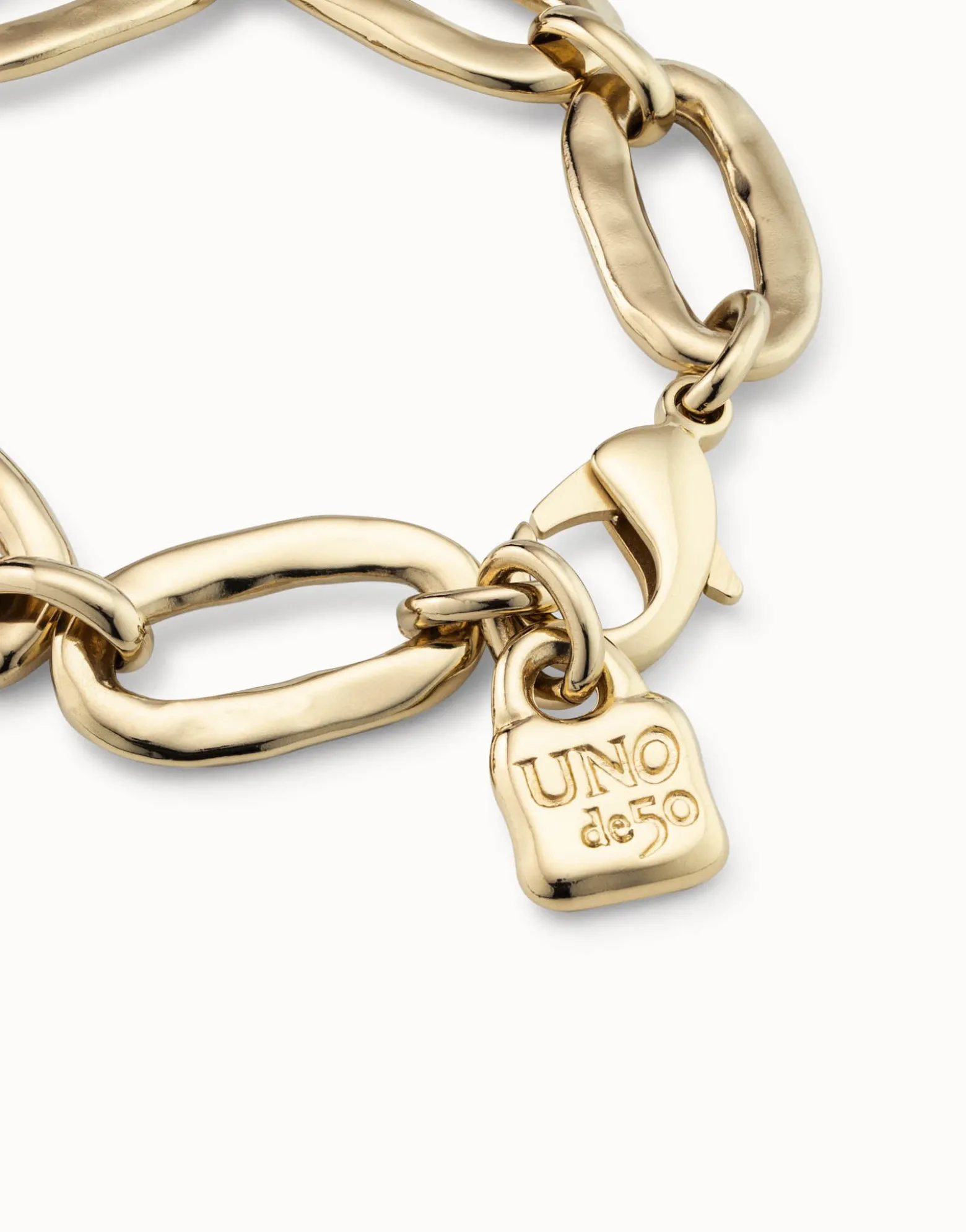 Pulsera de eslabones ovales bañada en oro de 18k