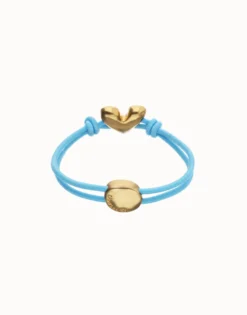 Pulsera de hilo elástico azul con corazón bañado en oro 18k