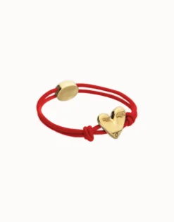 Pulsera de hilo elástico rojo con corazón bañado en oro 18k
