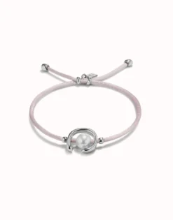 Pulsera de hilo lila con perla shell fornitura bañada en plata de ley.