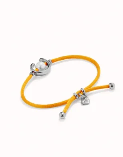 Pulsera de hilo naranja con perla shell fornitura bañada en plata de ley.