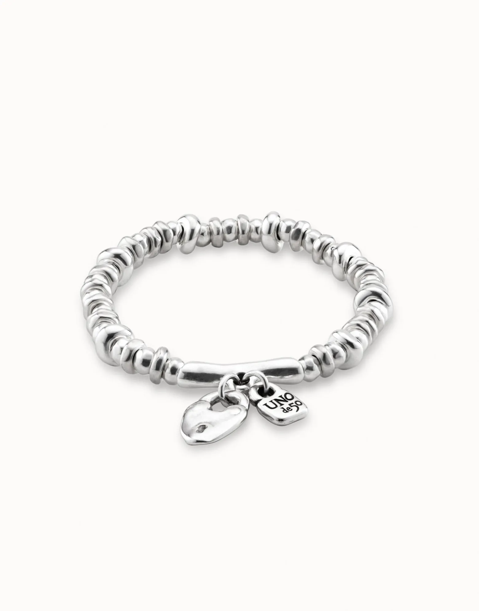 Pulsera elástica bañada en plata de ley con candado corazón