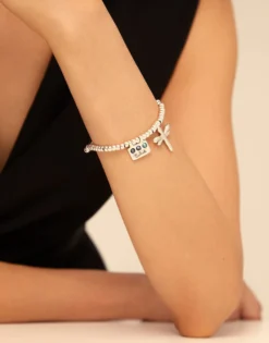 Pulsera elástica bañada en plata de ley con mensaje Salud
