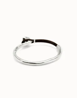 Pulsera fina bañada en plata de ley con cuero y cristal facetado verde
