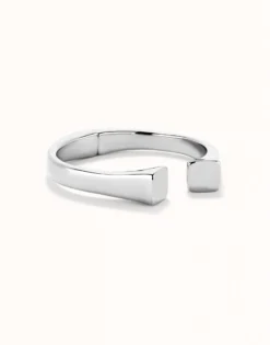 Pulsera rígida bañada en plata de ley acabado liso y forma cuadrada