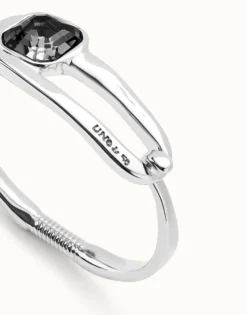 Pulsera rígida bañada en plata de ley con cristal facetado negro