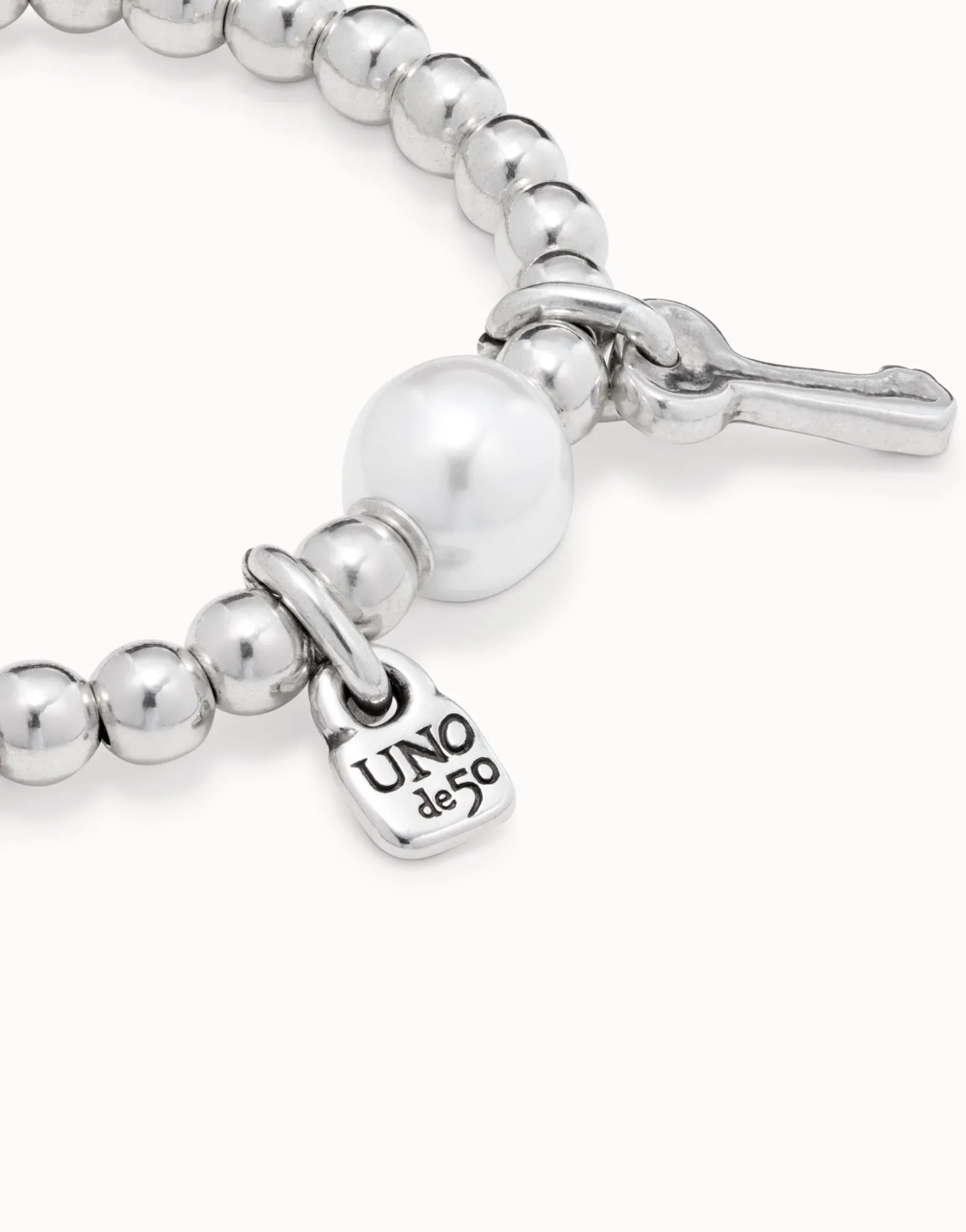 Pulsera rígida bañado en plata de ley con perla mujer