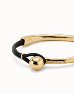 Pulsera semirígida bañada en oro 18k con cuero de color marrón