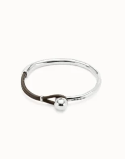 Pulsera semirígida bañada en plata de ley con cuero de color marrón